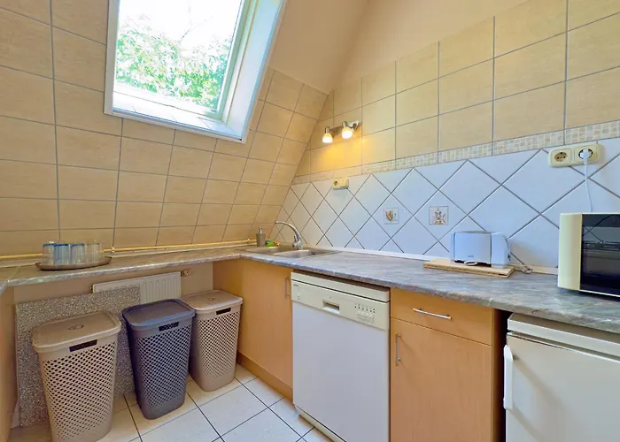 Szt. Florian Vendeghaz 3*