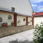 Szt. Florian Vendeghaz