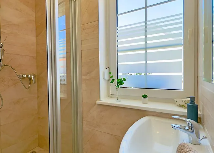 圣弗洛里安范德海兹酒店 3*